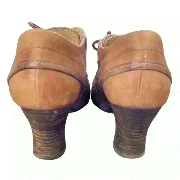 Gold Button Brown Leather Victorian Heels  Pumps - Picture 2 of 14